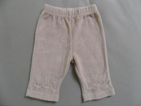 Samitkové tepláčky s kytičkami, 56