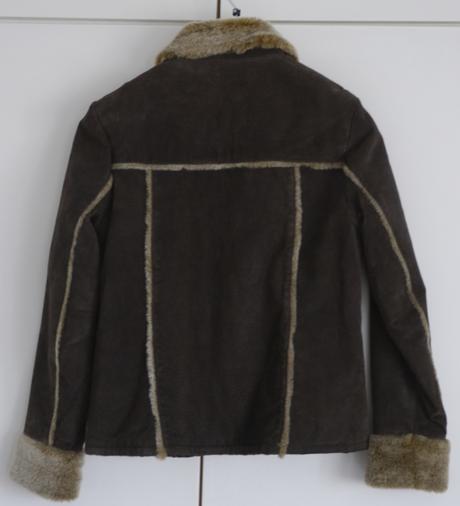 Hnedy kabatek z prave kuze podsity kozesinkou, 34