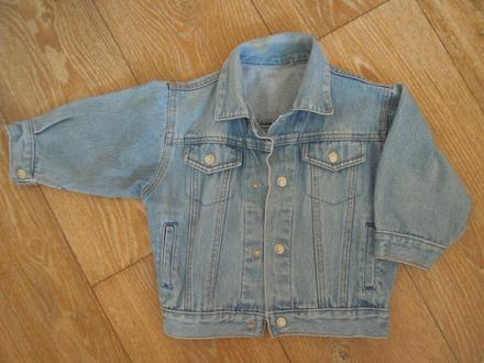 Džínová bundička, 86