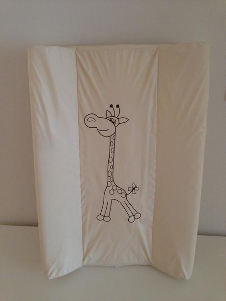 Prebalovaci podlozka zirafka+kos na pleny,