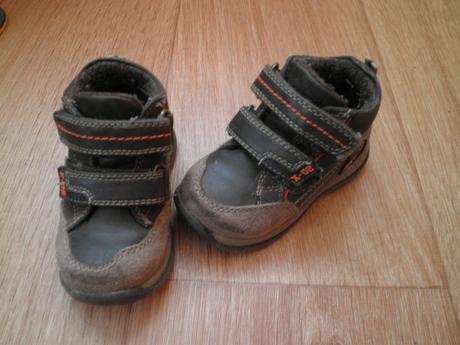 Podzimní botičky stélka 13 cm, baťa,21