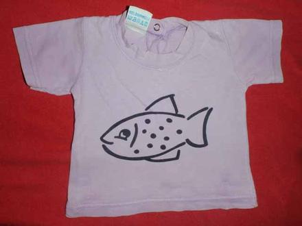 Fialkové tričko s rybičkou, zn. little astor, 68