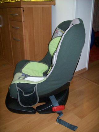 Připevnění autosečky 0-18 kg. Jak to má být správně?