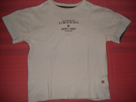 Světle béžové tričko, timeout,s