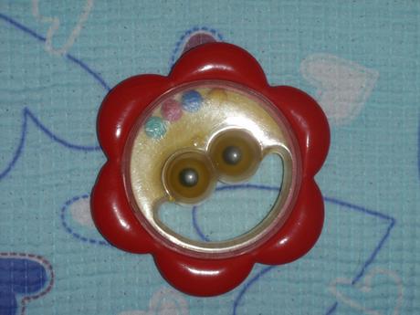 Kousátko a chrastítko - kytka, 