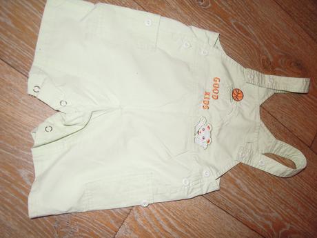 Šortky s laclem, 74