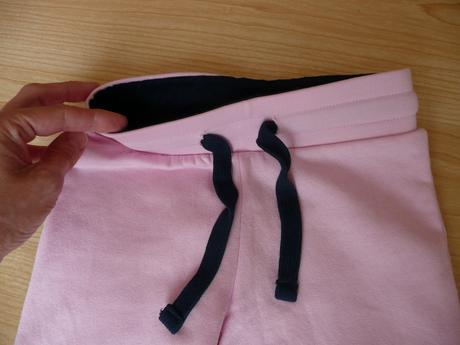 Dívčí tepláky vel.104, lupilu,104