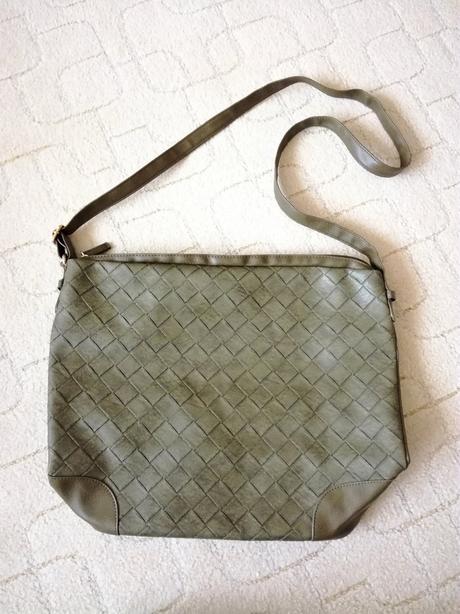 Khaki taška avon, avon