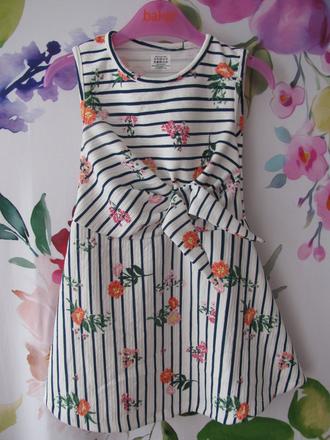 Dívčí letní šatičky s kytičkami, 92