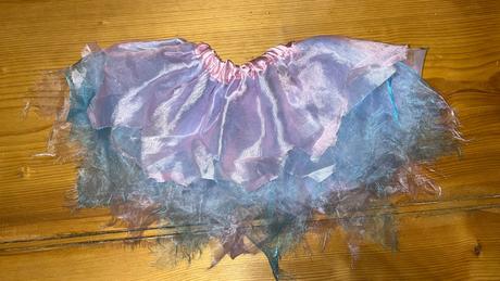 Střapatá tutu sukýnka, 104