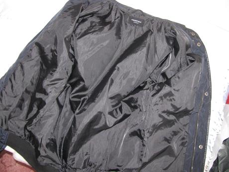 Dámská modrá, prošívaná přechodná bunda, s