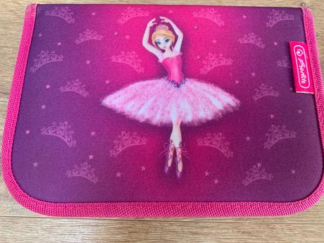 Aktovka a školská sada s balerínkou,