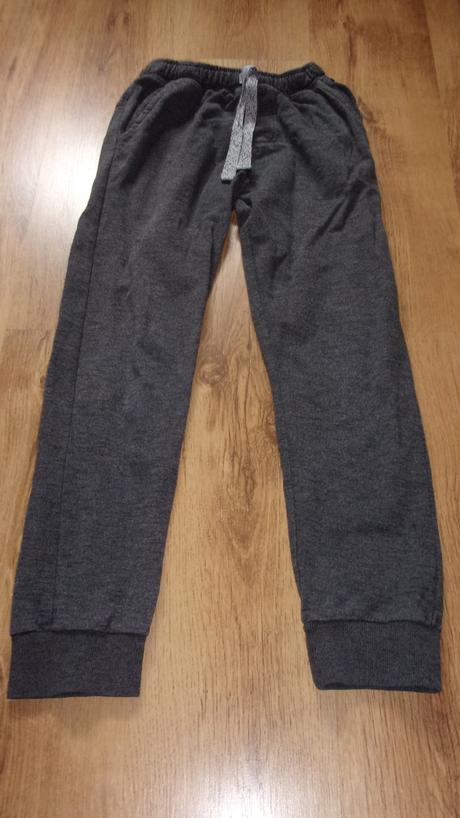 Tepláky zn. next, vel. 152, next,152