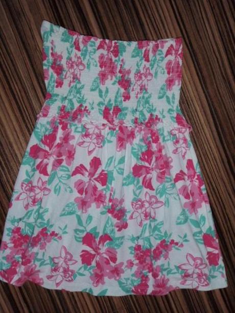 Krásný samodržící květované šaty, f&f,164
