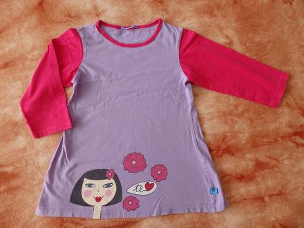 Noční košile s holčičkou, 122