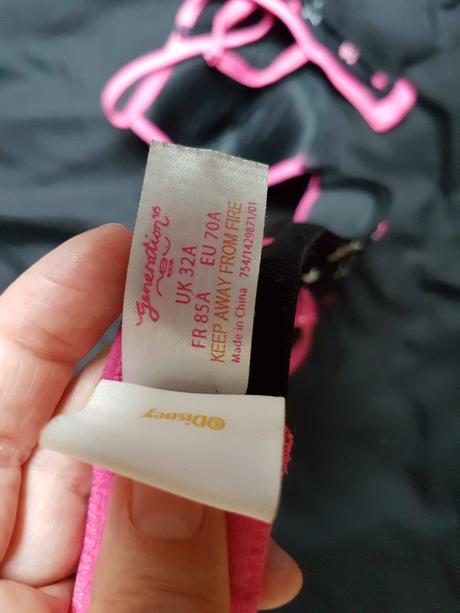 Podprsenka s vyztuzi, 70a