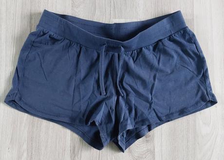 Kraťasy  vel. 158, c&a,158