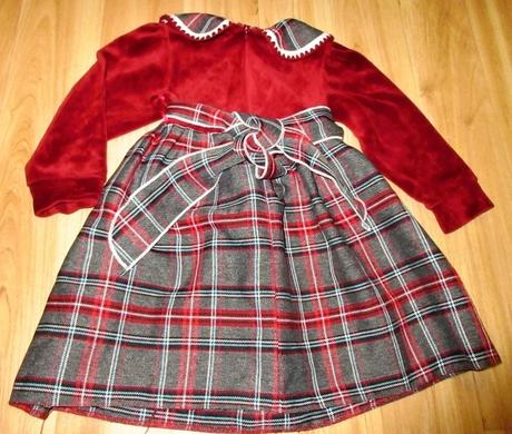 Šaty s límečkem, 104