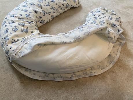 Kojící polštář,