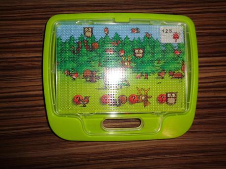 Hra na rozvíjení myšlení a drobné motoriky,