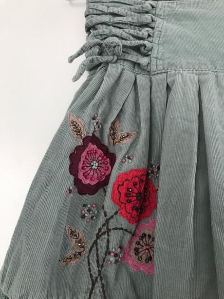 Manšestrová sukně, 116