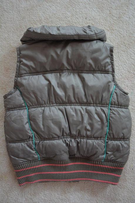 Khaki vesta, next,116