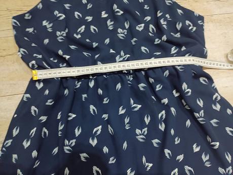 Dámské šaty vel. 42, 42