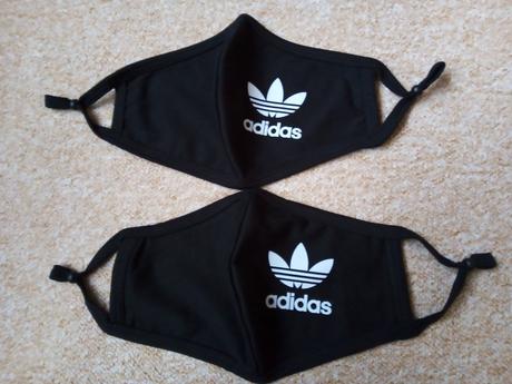 Rouška vel."cca 12let-100let" á 99,-kc, 