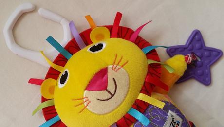 Plyšový závěsný lev, lvíček zn.lamaze, 