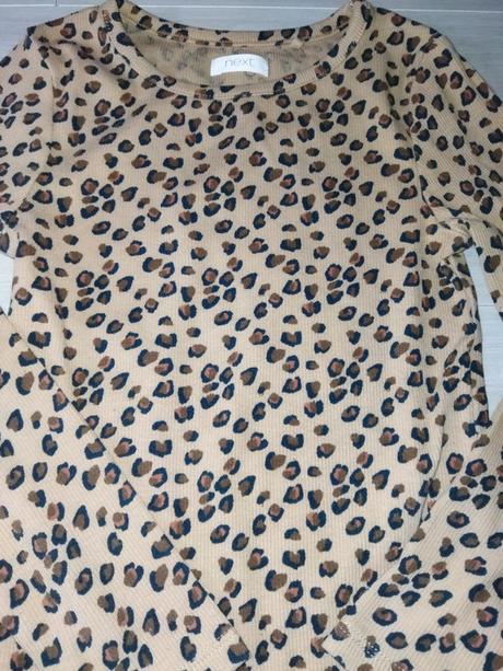 Hnědé tričko 110 next, next,110