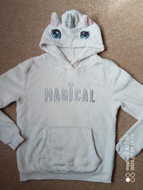 Mikina chlup zn."h&m" vel."146-152", h&m,146
