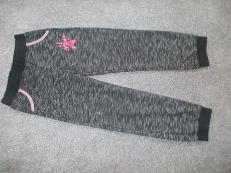 3x tepláky / tepláčky, vel.128, kugo,128