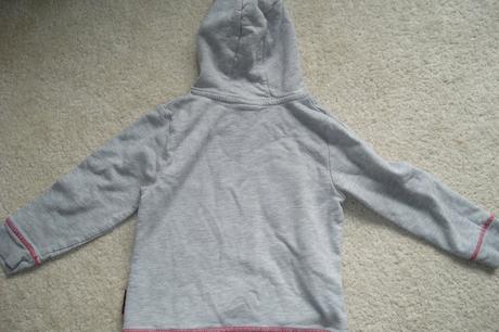 Mikina na lítačku, disney,110