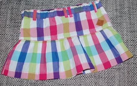 Nádherná, slušivá sukýnka gmini, 104, gmini,104