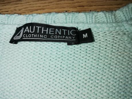 Svetřík dámský vel. m., zn. authentic., authentic,m