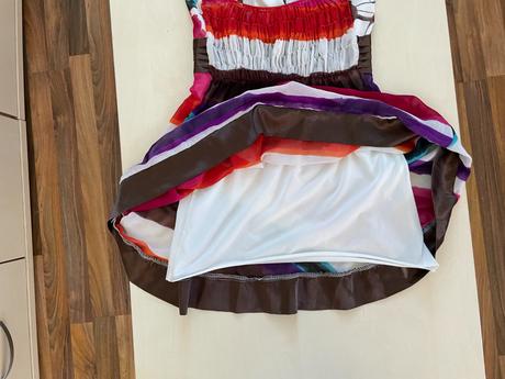 Letní šatičky, vel není cca xs/s, kosmetické vady, s