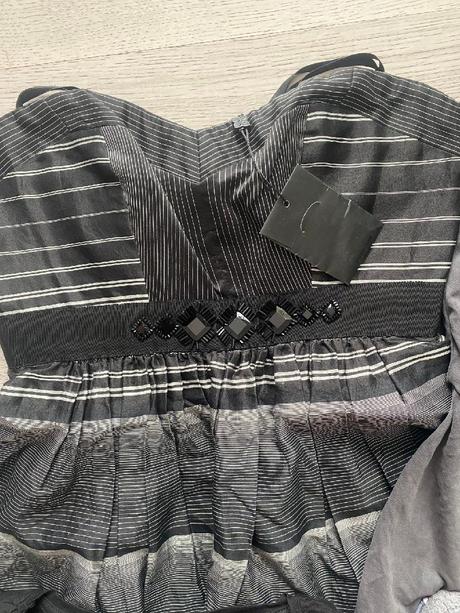 Krásné nové šaty velikost 36/s, 36