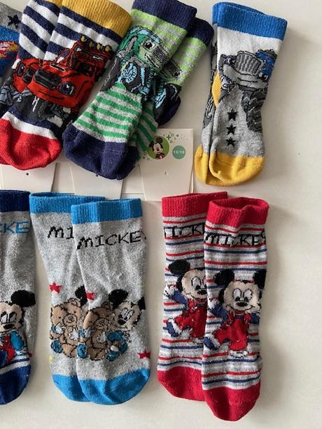 7x párů dětských ponožek, disney,17