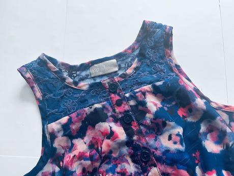 Ob/ mrkaté šaty letní - v. 7 let, 122