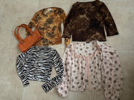 Set 4 bluzy + oranżova kabelka, m
