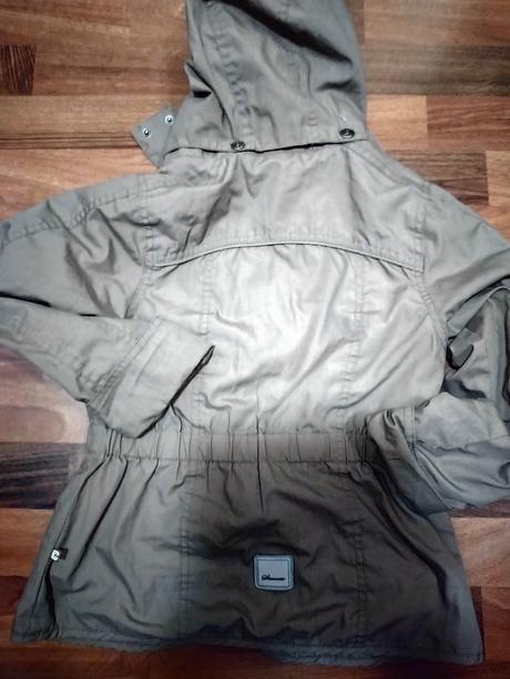 Krásná bundička, staccato,122