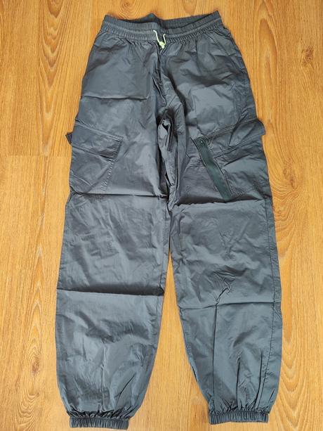 Šusťákové kalhoty, h&m,170