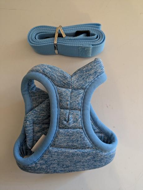 J83 postroj a vodítko vel. s - obvod 23 - 28 cm,