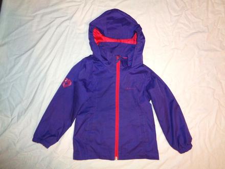 Krásná fialovo červená bunda 98/104, quechua,98