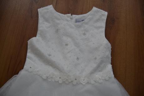 Bílé šaty pro družičku, 128