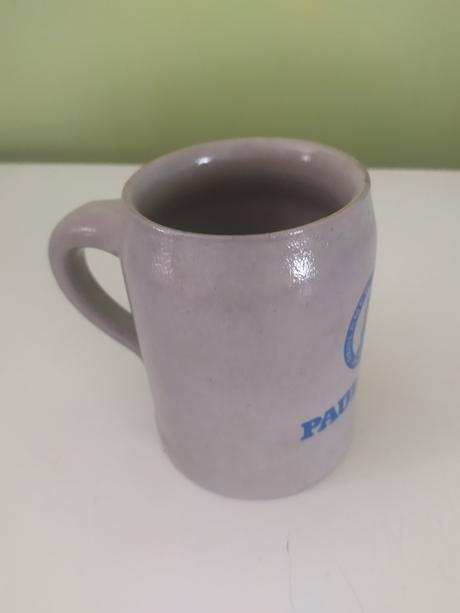 Půllitr paulaner, 