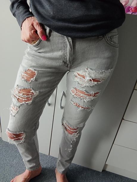 Rifle zn."zara basic dept" vel."34 i větší vel", zara,34