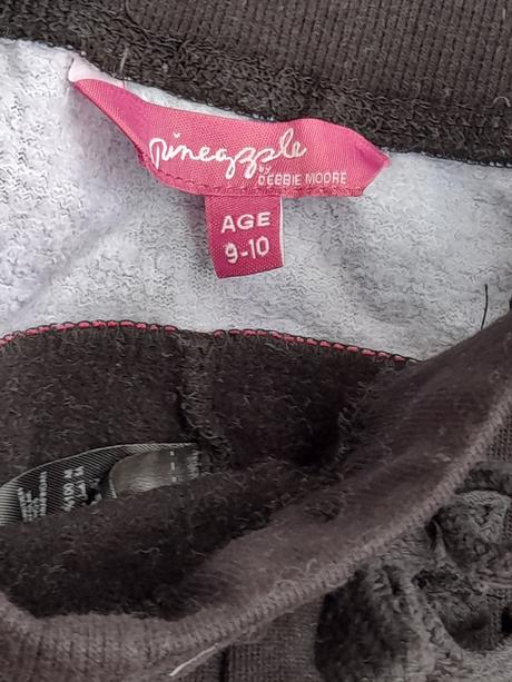 Tepláky pineapple 9-10 let, 140