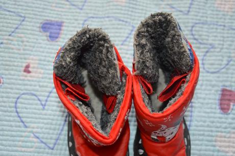 Zimní boty s dalmatiny, sněhulky, 22