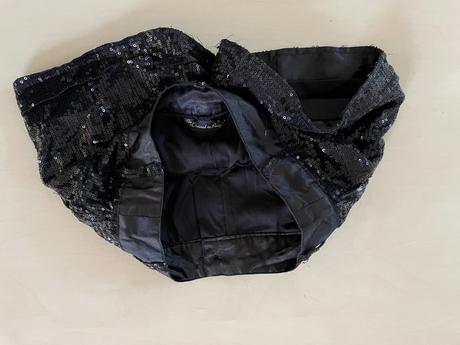 Flirtové černé kratásky, vel 10/11 let,, 146